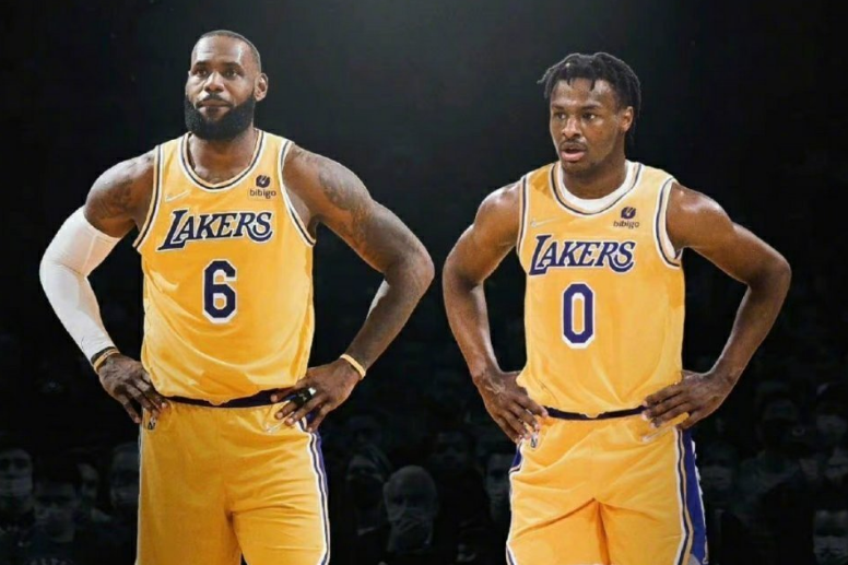 开云体育app下载-NBA历史首次父子助攻!詹姆斯14+6+8连线布朗尼中三分 官方盛赞